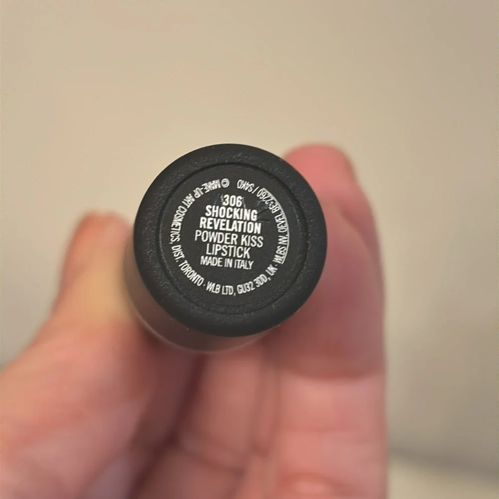 MAC Shocking Revelation (clean blue red) powder kiss lipstick